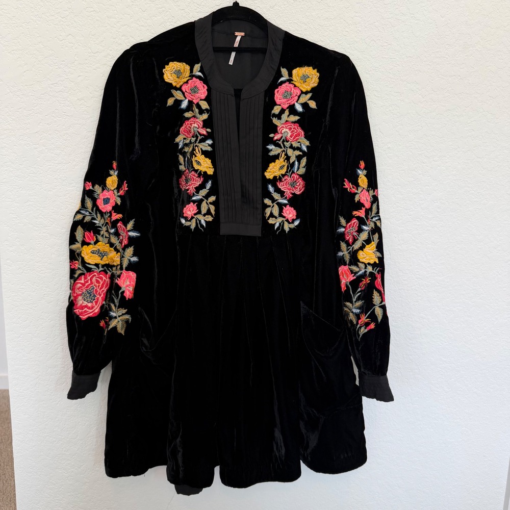 Free People Black Velvet‎ Floral Embroidered Mini Dress Boho Long Sleeve Small